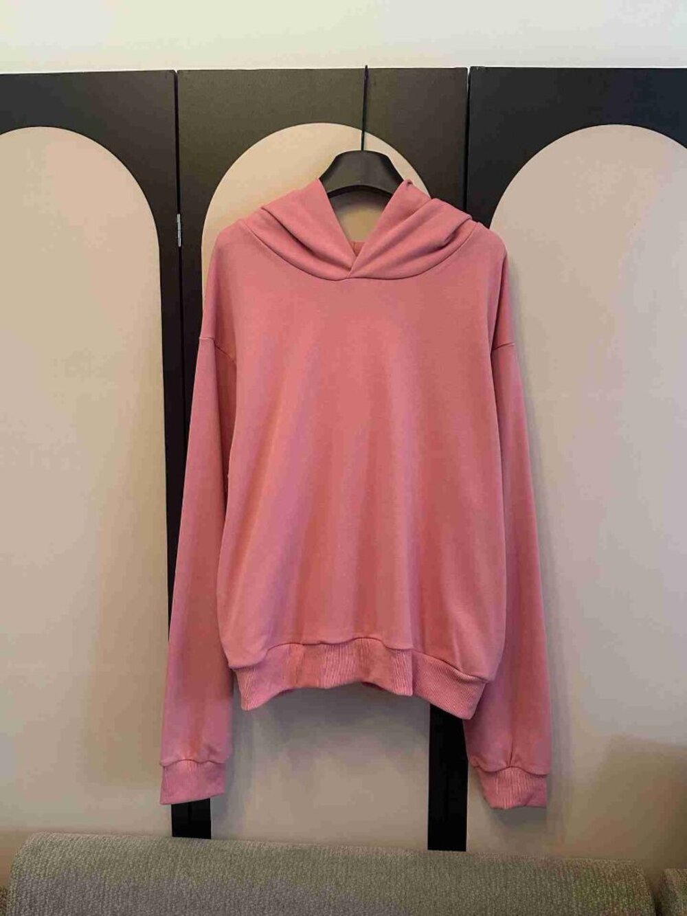 Acne Studios Stockholm 1996 Vintage‑Print Pink Cropped Hoodie - Picture 2 of 6
